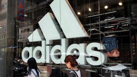 Bất chấp khủng hoảng Yezzy, doanh thu của Adidas vẫn vượt kỳ vọng
