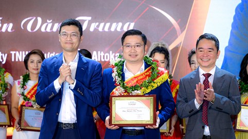 Giám đốc Công ty TNHH dược phẩm Altoka - Doanh nhân tiêu biểu Nguyễn Văn Trung: Hạnh phúc khi được cống hiến