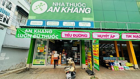 Câu chuyện kinh doanh: Nhà thuốc An Khang lỗ lũy kế hơn 1.000 tỷ đồng, trái ngược với đà tăng trưởng của Long Châu