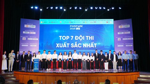 Chung kết FinSpark 2025: Khép lại hành trình ươm mầm tài năng fintech trẻ