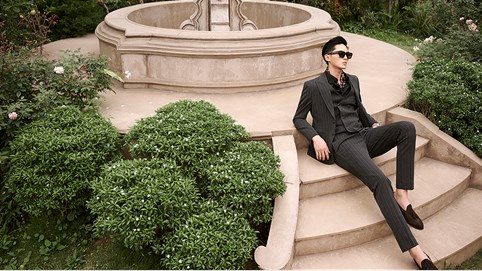 “Man in secret garden”: Phong lưu & lịch lãm