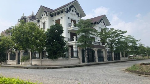 Giá chung cư nội thành ngang ngửa giá biệt thự, hơn 100 triệu đồng/m2, nên xuống tiền vào loại hình nào?