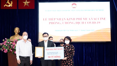 SCB ủng hộ 50 tỷ đồng mua vắc xin phòng Covid-19