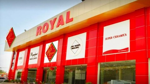 Royal Invest JSC (RYG) nộp hồ sơ niêm yết 45 triệu cổ phiếu trên sàn HOSE