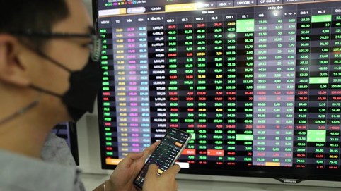 Chứng khoán 9/6: Thanh khoản lao dốc, VN-Index rung lắc nhẹ