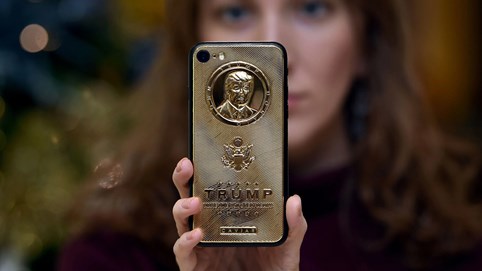 Ông Trump sắp ra mắt cả điện thoại và nhà mạng riêng?