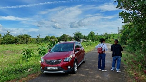 Nhà đầu tư tay ngang chấp nhận mất tiền tỉ để thoát hàng