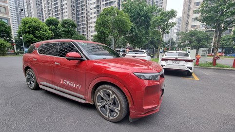 Chủ xe VinFast VF 9: ‘Vừa có trải nghiệm vượt trội, vừa không lo mất giá’