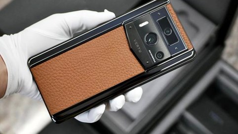 Điện thoại 140 triệu thành 