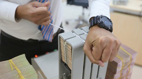 Ngân hàng thừa vốn