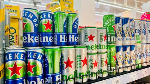 Doanh số Heineken lao dốc: Nền tảng online cũng không cứu nổi ông lớn ngành bia