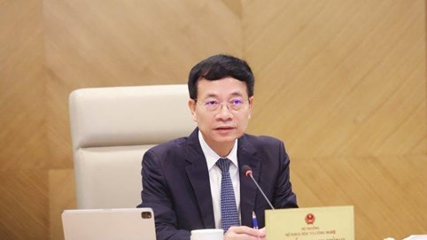 Bộ trưởng Nguyễn Mạnh Hùng: Không nên chạy theo trào lưu chuyển đổi AI, cần xem AI là một công cụ xử lý dữ liệu