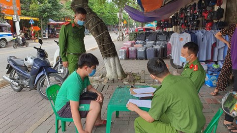 Vi phạm quy định phòng, chống Covid-19 có thể bị phạt tù tới 12 năm