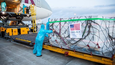 Thêm 3 triệu liều vắc xin Moderna đã về đến Việt Nam