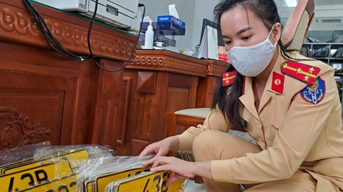 8 trường hợp thu hồi chứng nhận đăng ký, biển số xe