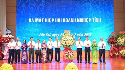 Lào Cai gặp mặt doanh nghiệp, nhà đầu tư trên địa bàn tỉnh năm 2025