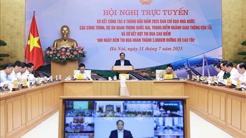Thủ tướng Phạm Minh Chính: Hoàn thành xây dựng 3.000 km đường bộ cao tốc trong năm 2025