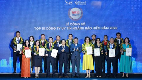 OPES được vinh danh trong Top 10 công ty bảo hiểm phi nhân thọ uy tín nhất Việt Nam 2025