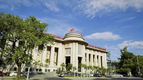 NHNN yêu cầu ngân hàng giảm lãi suất cho vay, hỗ trợ tăng trưởng kinh tế