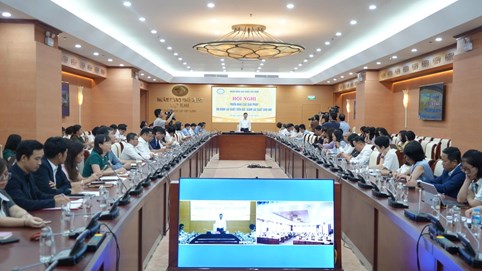 Ngân hàng đồng thuận giữ ổn định lãi suất, tăng trưởng bền vững