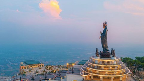 Một ngày khám phá núi Bà Đen: xem gì, chơi đâu, ăn gì?