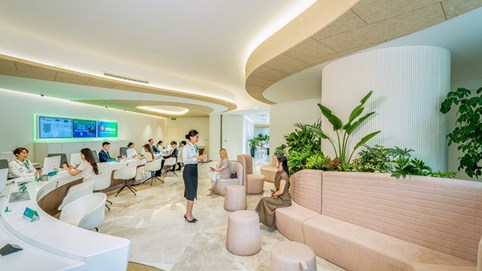 Quà sinh nhật đặc biệt từ VPBank: Hé lộ không gian giao dịch Flagship chuẩn quốc tế tại Hà Nội