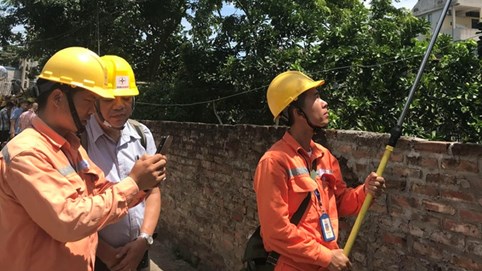 Điện một giá, gần 3.000 đồng/kWh: 