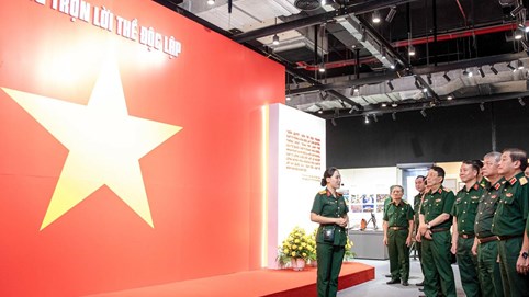 Triển lãm 'Giữ trọn lời thề Độc Lập'