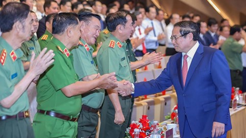 80 NĂM CÔNG AN NHÂN DÂN VIỆT NAM VỚI SỰ NGHIỆP XÂY DỰNG VÀ PHÁT TRIỂN KINH TẾ - XÃ HỘI CỦA ĐẤT NƯỚC