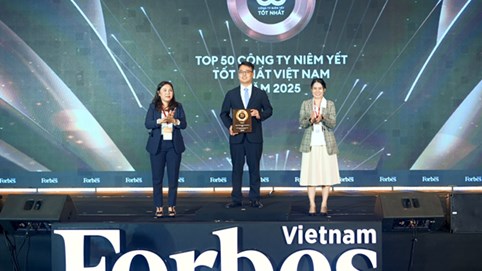 Forbes vinh danh FPT Retail trong Top 50 công ty niêm yết tốt nhất Việt Nam 2025