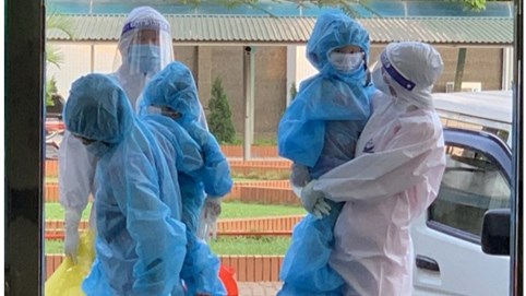 Trẻ dưới 16 tuổi tiếp xúc với F0 được cách ly tại nhà 14 ngày