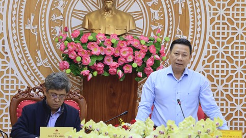 Khẩn trương tháo gỡ vướng mắc, bảo đảm thủ tục hành chính thân thiện nhất