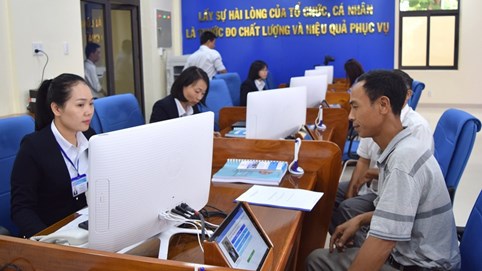 Từ 15/9, tỷ lệ CBCCVC xếp loại 'Hoàn thành xuất sắc nhiệm vụ' là bao nhiêu?