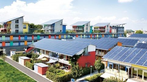 Dân Thuỵ Điển tự sản xuất điện Mặt trời, ngắt kết nối với lưới điện quốc gia