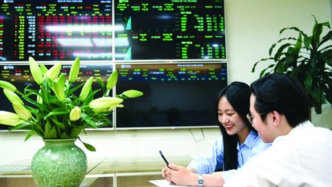 Sóng chứng khoán trở lại?