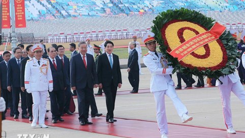 Lãnh đạo Đảng, Nhà nước vào Lăng viếng Chủ tịch Hồ Chí Minh dịp Quốc khánh