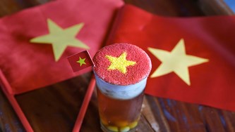 Người Việt chi hơn 13 tỷ đồng cho thời trang và phụ kiện yêu nước dịp 2/9