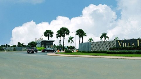 Dùng đòn bẩy đến 5,3 lần, một công ty bất động sản ôm loạt dự án tiếp tục gồng lỗ