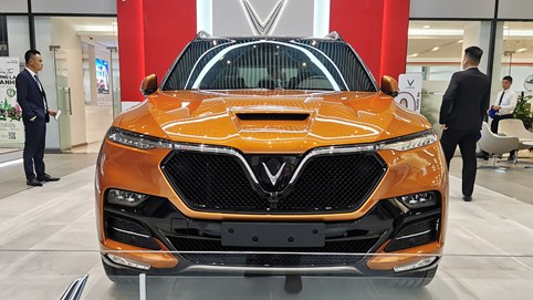 VinFast President lộ diện tại đại lý: Dài hơn 5,1m, nội thất gây chú ý