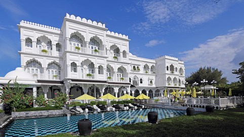 Nữ đại gia 9X bí ẩn sở hữu tập đoàn nghìn tỷ tham vọng đầu tư gần 3 tỷ USD vào Quảng Ninh