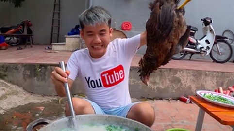 Con trai bà Tân Vlog bị xử phạt và vấn nạn 'câu view' của YouTuber Việt
