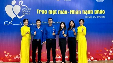 Cán bộ Bảo Việt hiến 200 đơn vị máu trong nửa ngày