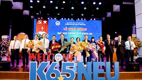 Bảo Việt dành hơn 8 tỷ đồng cho Quỹ học bổng “Bảo Việt - Niềm tin thắp sáng tương lai” 