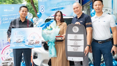 Chương trình quay số mừng sinh nhật của MB Ageas Life tiếp tục “gọi tên” những khách hàng may mắn trúng Ô tô, xe máy, điện thoại iPhone