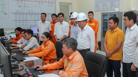 Đóng điện thành công dự án Đường dây 500 kV Lào Cai - Vĩnh Yên