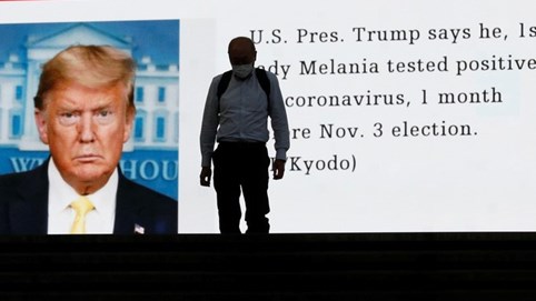 Ông Trump mắc Covid-19, nước Mỹ bầu cử ra sao?