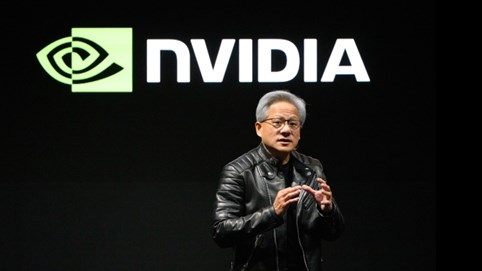 Nvidia cán mốc vốn hóa 4,5 nghìn tỷ USD, giới phân tích lạc quan bất chấp các cảnh báo rủi ro