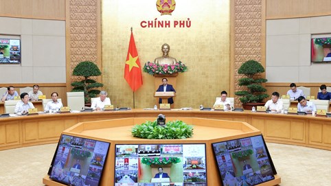 Thủ tướng Phạm Minh Chính: Tập trung thực hiện '3 đẩy mạnh' để phấn đấu tăng trưởng đạt trên 8%