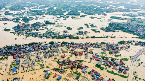 Báo Pháp luật Việt Nam kêu gọi chung tay ủng hộ đồng bào vùng bão lũ