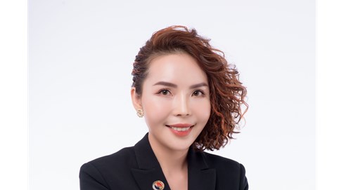 Trương Tú Trinh: Nàng thơ 1m52 mang thông điệp “Đẹp khỏe từ bên trong” 